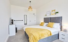 5 Roker Terrace - Seaview Apartments