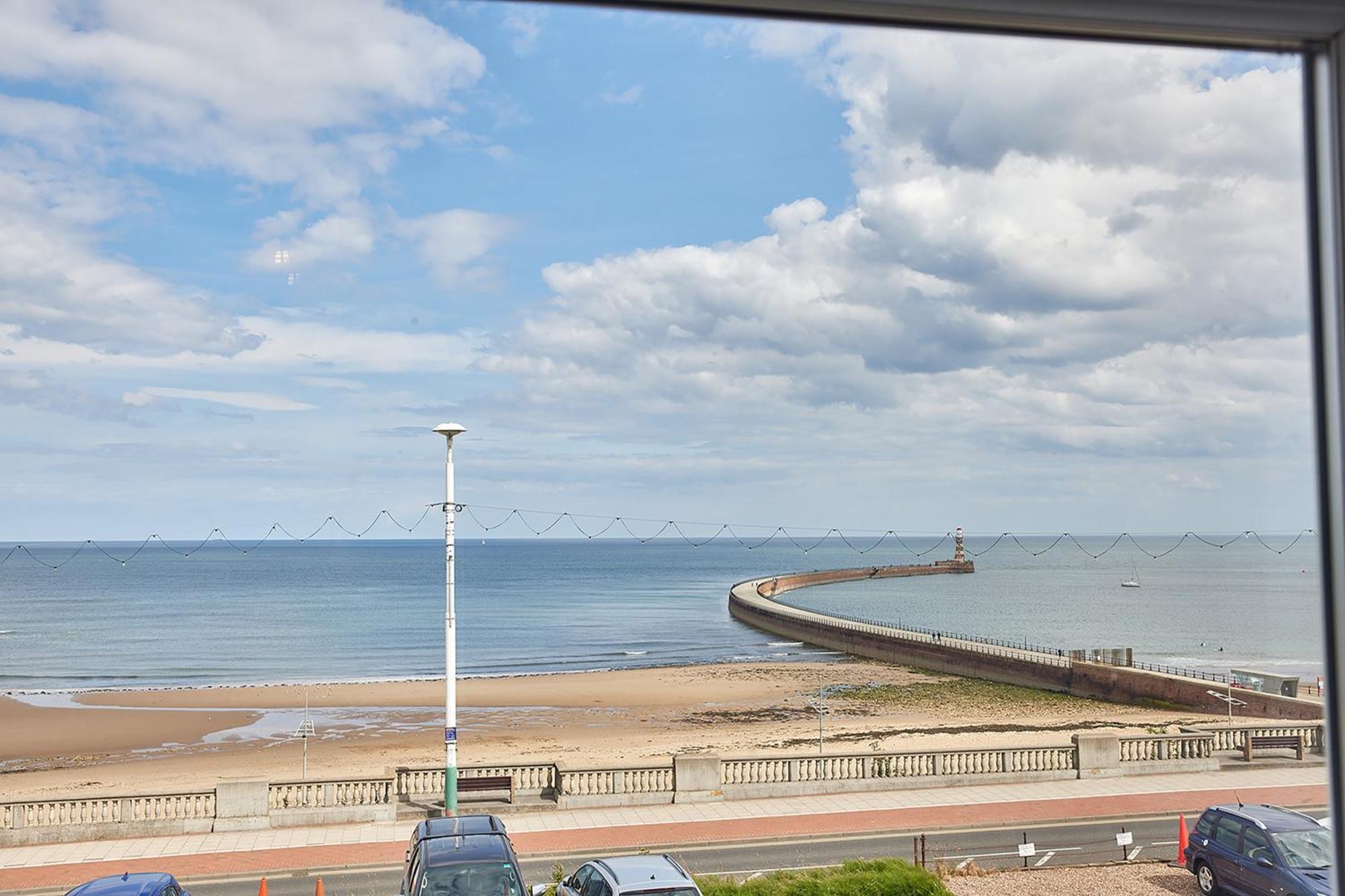 5 Roker Terrace - Seaview Apartments Sunderland  Exterior photo